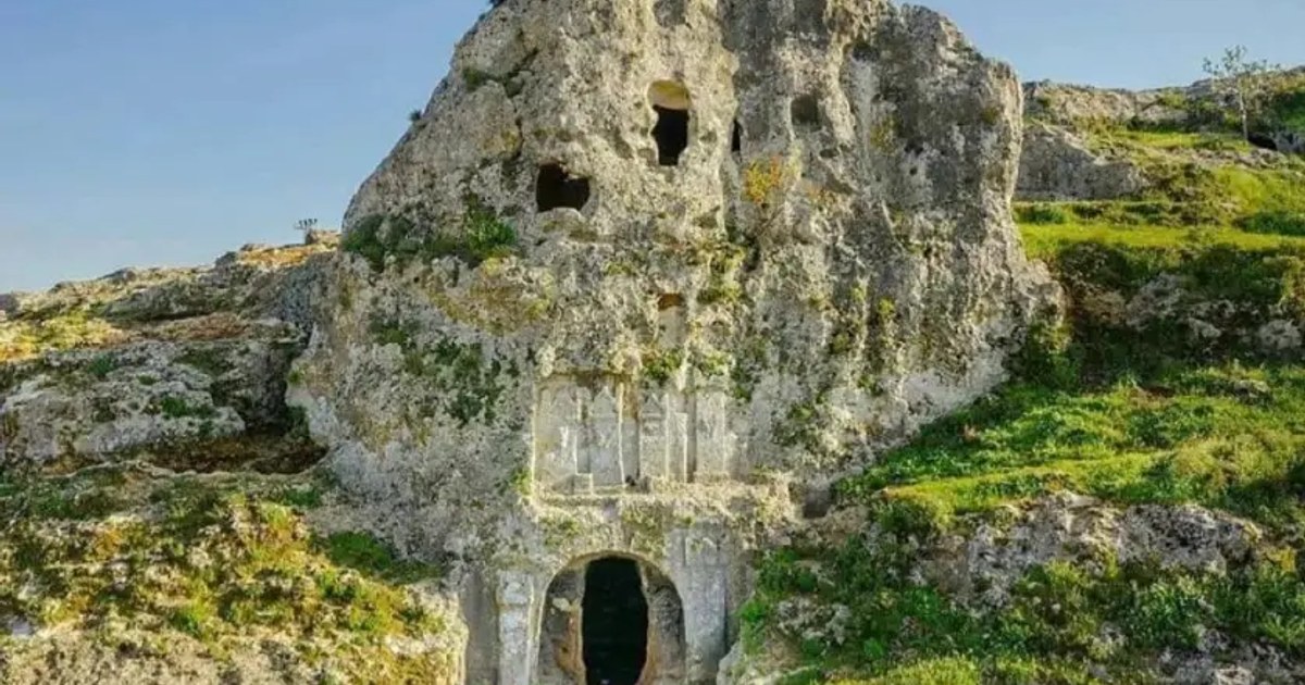 Hatay'da Gelinler Dağı Nekropolü 1. derece arkeolojik sit alanı olarak düzenlendi