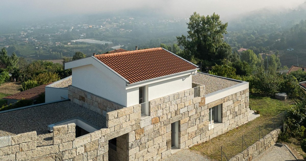 Harabeden Hafızaya: Mesão Frio’da Yeniden İnşa Edilen Aile Evi