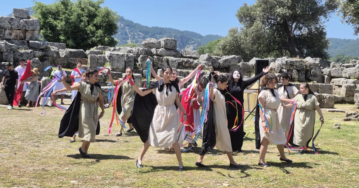 Kaunos Antik Kenti'nde Öğrenciler Tarihle Buluştu