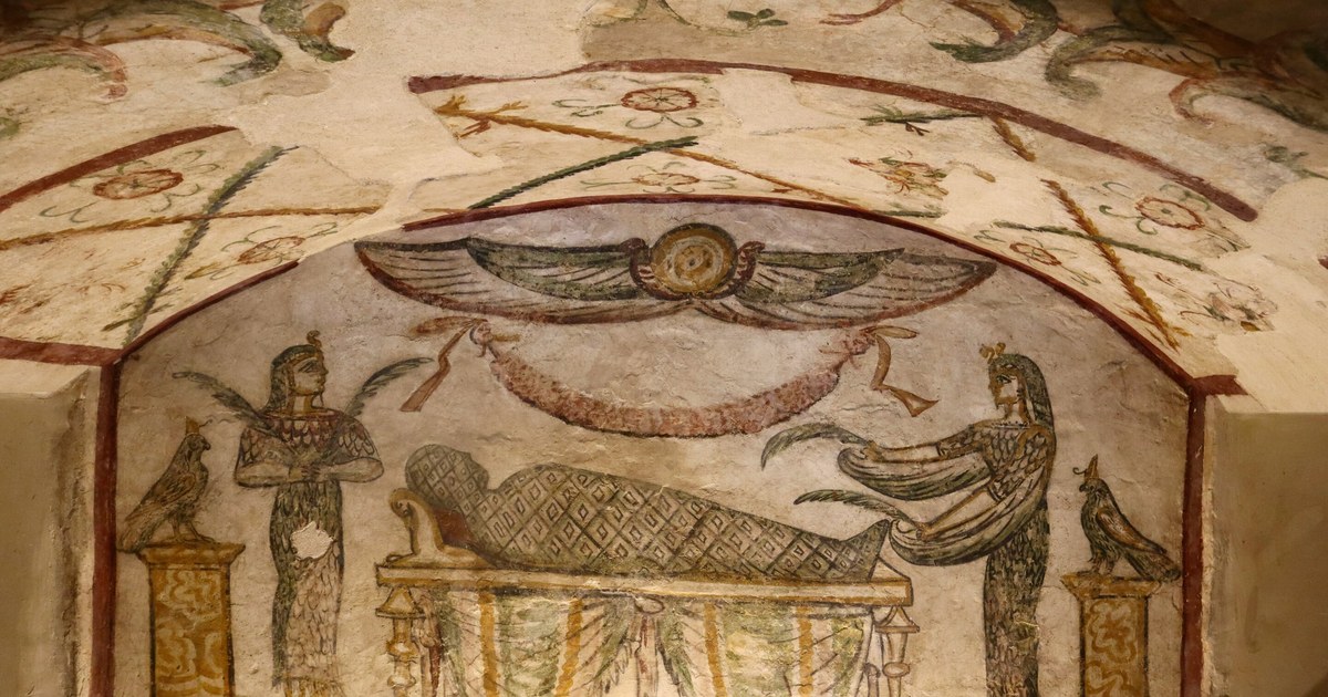 Race Against Time in Luxor: Preserving a Newly Discovered Ancient Egyptian Tomb