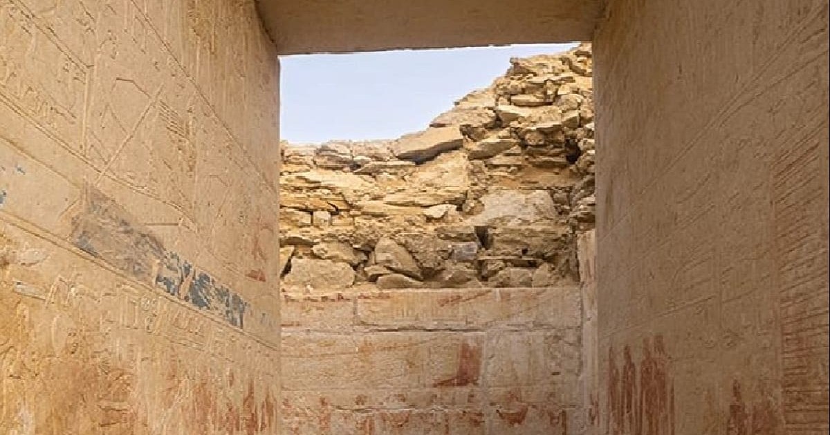 Égypte : Une tombe exceptionnelle de 4 400 ans aux couleurs intactes découverte à Saqqarah