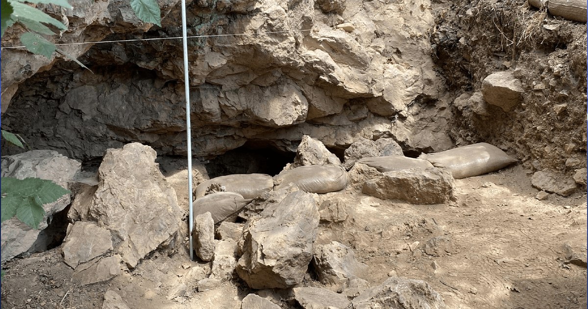 Massive Flint Deposit Found in İnkaya Cave: The 'Extravagant' Lifestyle of Neanderthals